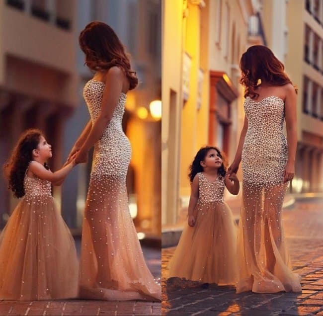 mom daughter twinning dresses
