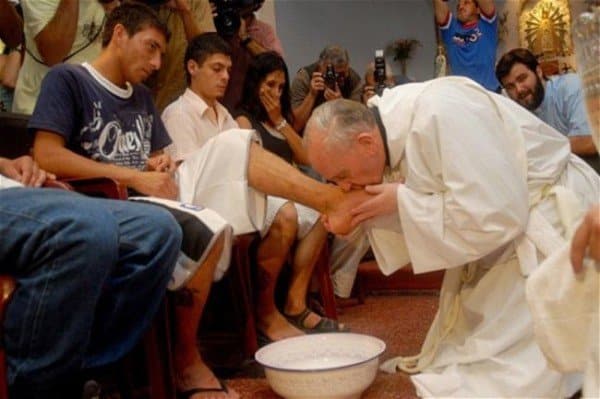 20 Unexpected Things Pope Francis did that Make Him so AWESOME!
