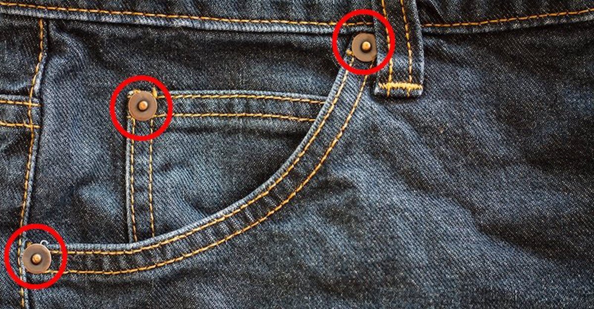 levi jeans rivets