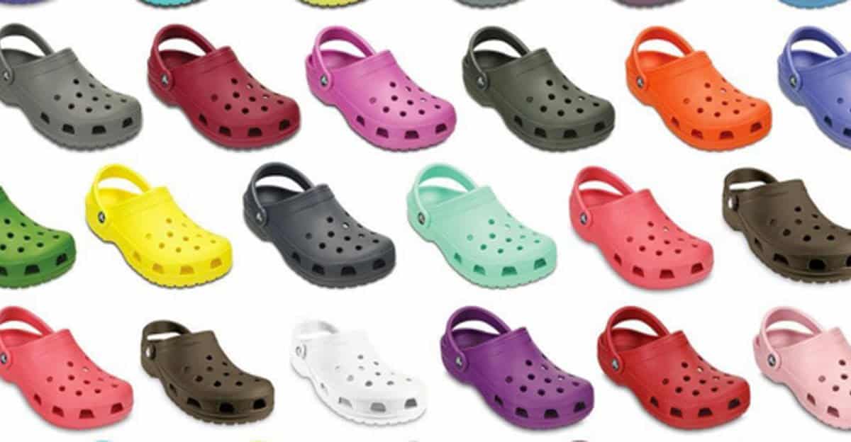 different color crocs