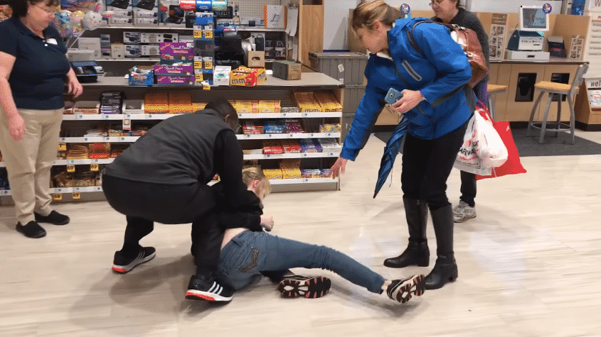 Female Shoplifter Goes Wild Gets Body Slammed After Being